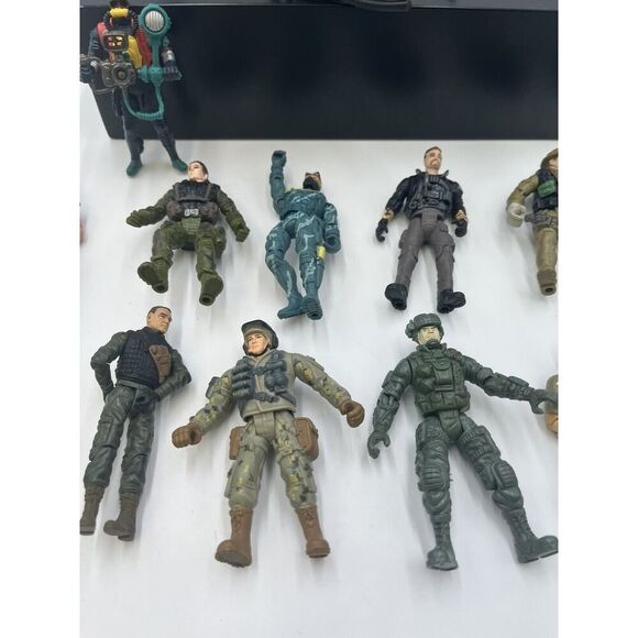 Lanard Mix Lot of Action Figure, accessories, helicopter Army Military & more! - Picture 3 of 11